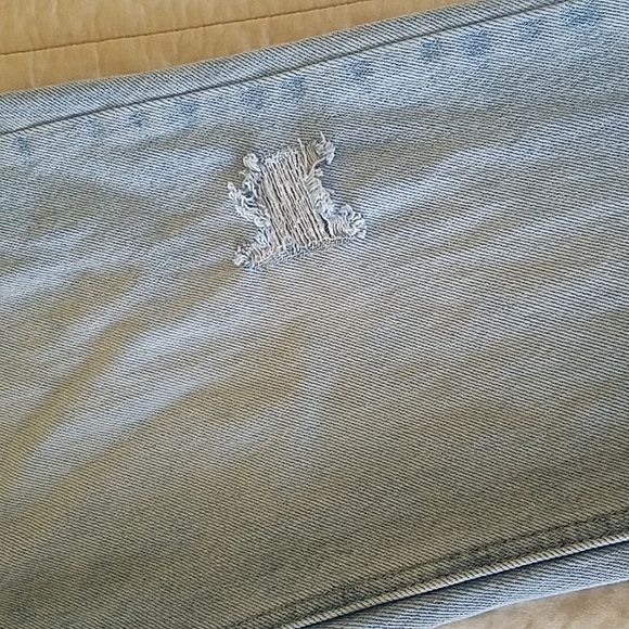 Distressed Cropped Jeans - 30 - Picture 3 of 5